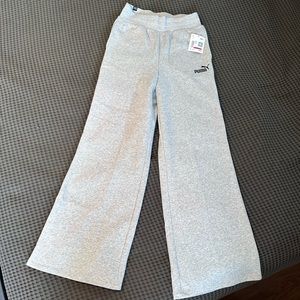 New Women’s Gray Puma Sweatpants w/ Flare Leg | Soft XS Sweats